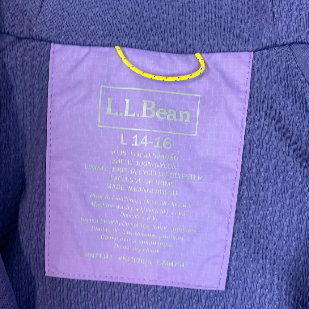 L.L. Bean bean hooded